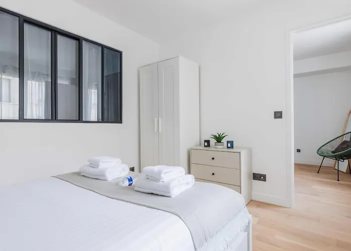 Serene Apartment 6P 2Br - Puteaux La Defense