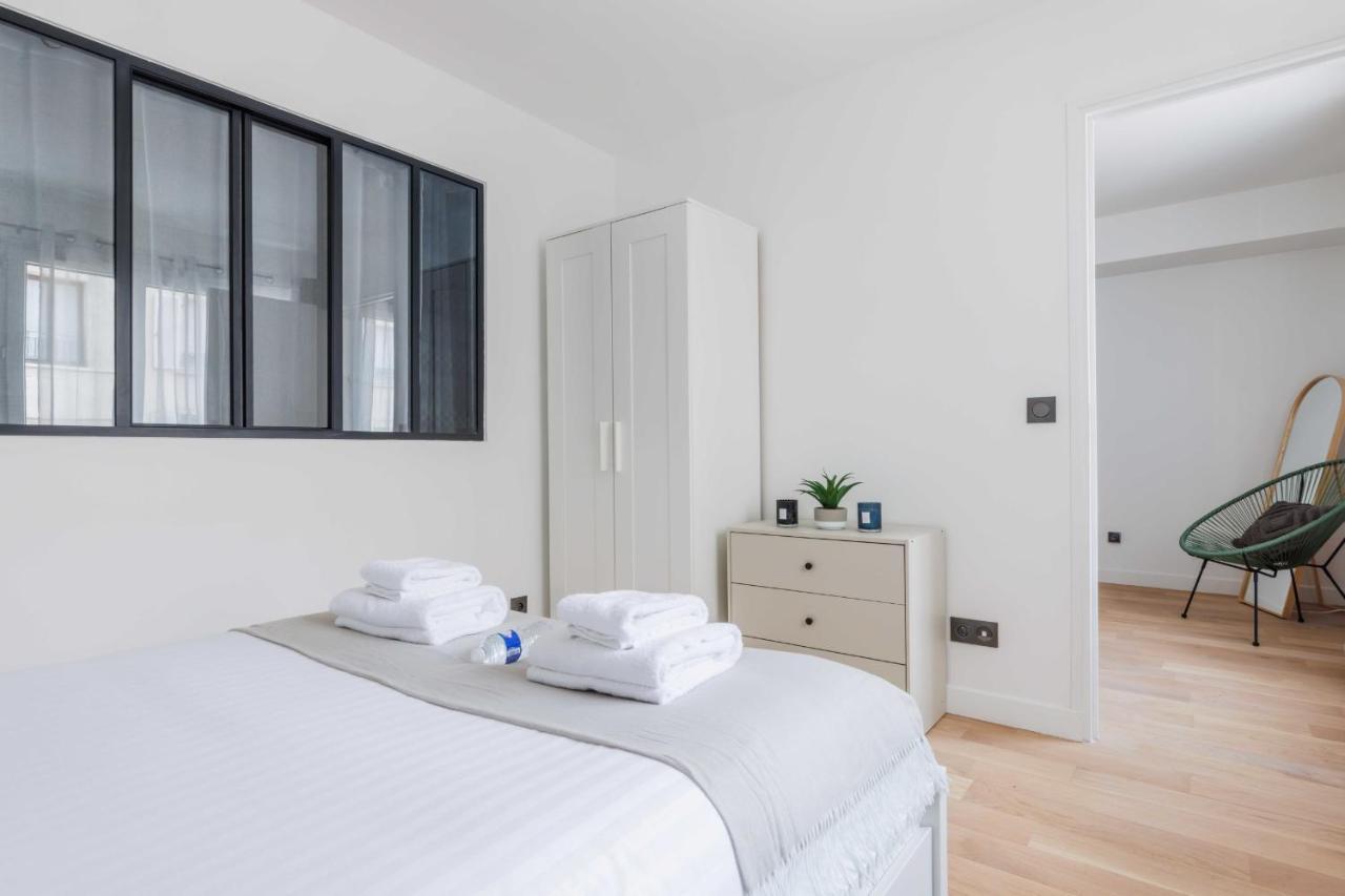 Serene 6p 2br - La Defense Apartment